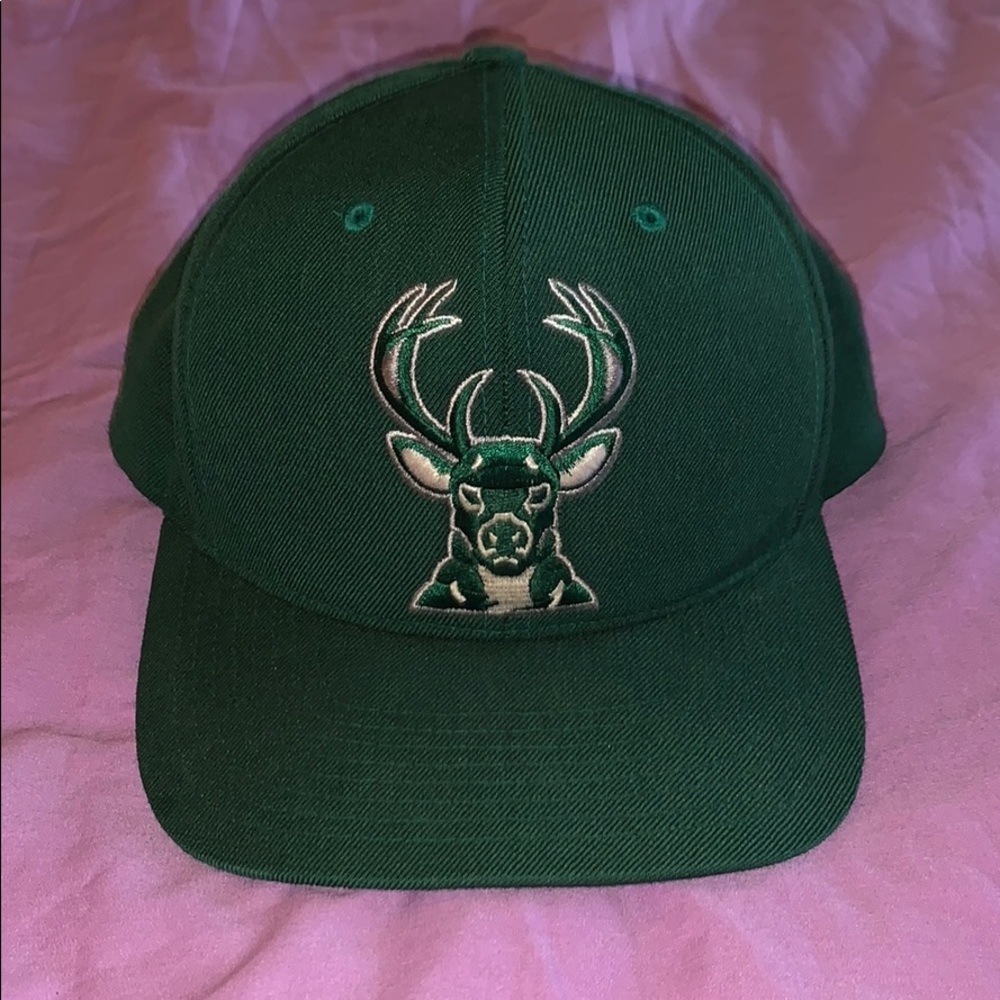 Milwaukee Bucks Mitchell & Ness Strap